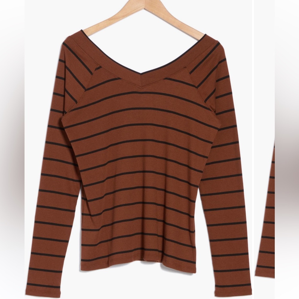 Sanctuary NWT Brown Striped Long Sleeve Vneck Knit Top Sz medium